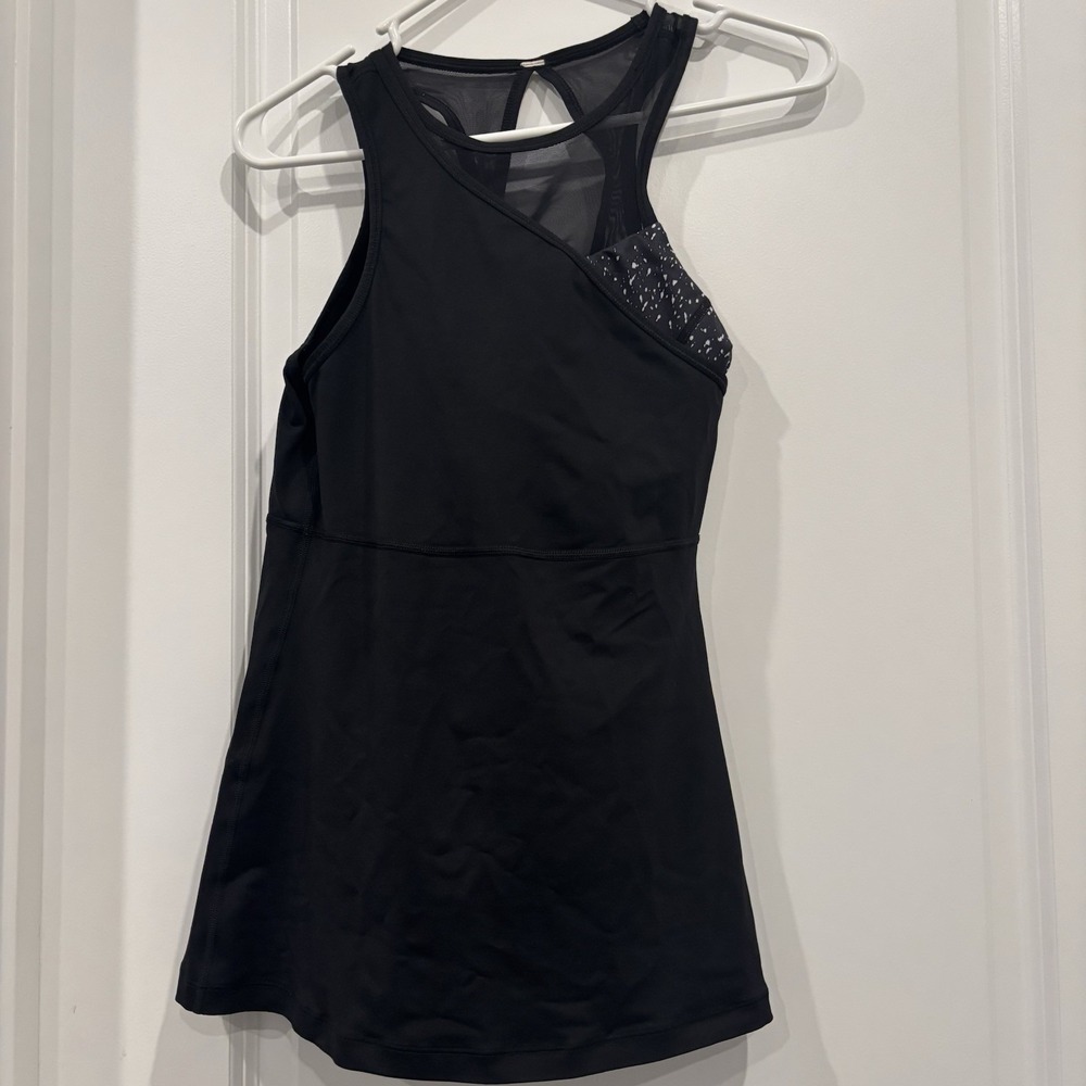 Lululemon women's tank Meshed Up black build in bra size XXS / 2